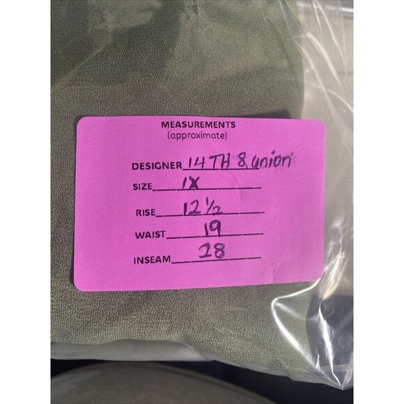 14th & Union Womens Capri Pants Green Pockets Pull On Plus Size 1X - Picture 8 of 8